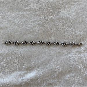 James Avery Retired Heart Knot Link Bracelet